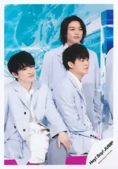 【中古】生写真(ジャニーズ) Hey! Say! JUMP/知念侑李・有岡大貴・高木雄也/膝上/シングル「a r e a / 恋をするんだ / 春玄鳥」MV＆ジャケ写オフショット/公式生写真