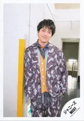 【中古】生写真(ジャニーズ) ジャニーズWEST/重岡大毅/膝上/「ジャニーズWEST 1st DOME TOUR 2022 TO BE KANSAI COLOR -翔べ関西から-」グッズオフショット/公式生写真