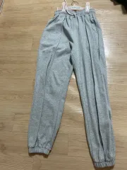 グレー トレーニング パンツ