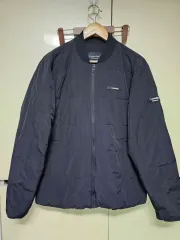 Calvin Klein ブラック ダウン アウター 100