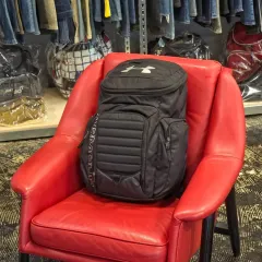 UNDER ARMOUR アンダーアーマー ブラック バックパック バッグ