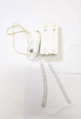 【224680】NINTENDO ニンテンドー  WIIリモコン2本　ヌンチャク1本セット　コントローラー　Wii・WiiU用 ホワイト