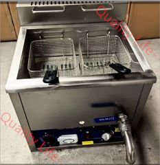 Item thumbnail for item e2fcf459-96c5-4ccd-b0d0-f75b3cf00741