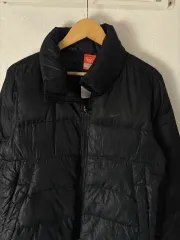 ナイキ スウッシュ ダウン