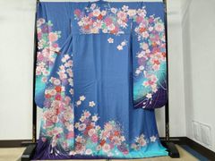お引き摺り・引き振袖 和装 結婚式 舞妓 芸妓 芸者 衣装 舞花文 銀糸 