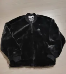 アディダス ブラック ファー ジャケット