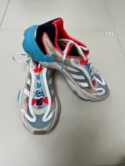 アディダス オズウィーゴ スニーカー マルチカラー