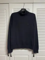 トミーヒルフィガー タートルネック ニット