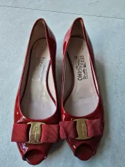 FERRAGAMO フェラガモ 赤色 オープントゥ パンプス 5 1/2 D