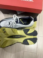 アンダーアーマー ヘイロー スニーカー ランニングシューズ