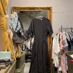 @ コス COS ワンピース シャツ ロング 半袖 ブラック 黒 ブラック BLACK クロ くろ お呼ばれ デート オフィスカジュアル 食事会