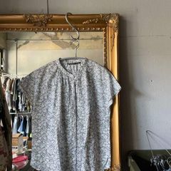 numeプリントスリーブレスチュニック numeプリントスリーブレス