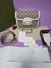 グッチ ホースビット 1955 ショルダーバッグ ミニ ゴールド 白