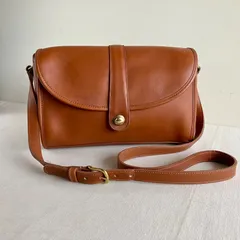 80s Vintage Coach Roll Bag British Tan Shoulder Bag Glove-Tanned Leather
