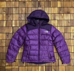 THE NORTH FACE ザノースフェイス 700フィル グースダウン Nuptse(ヌプシ) レディースダウン PURPLE パープル 90