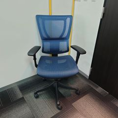 オフィスチェアZHT T703LS - メルカリ