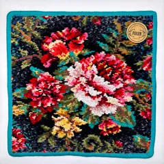 6144　美品　FEILER　フェイラー　ハンカチ　 ハンドタオル　花柄　グリーン系　 緑　黒　赤　シュニール織り　 シール付き　レディース