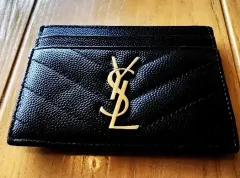 イヴ・サンローラン カードウォレット (在庫処分)