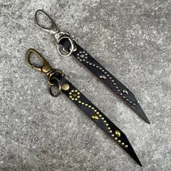 栃木レザー　オイル多脂革　茶芯ブラック　キーホルダー　キーリング　真鍮製スタッズ　日本製