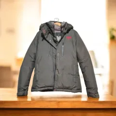 GUESS ゲス 新品 ダウン アウター