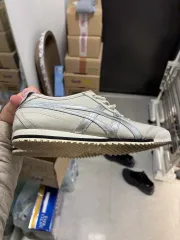 オニツカタイガー メキシコ 66 バーチ シルバー