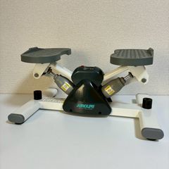 Item thumbnail for item 9420f421-303c-4790-8bde-c66b364f7161