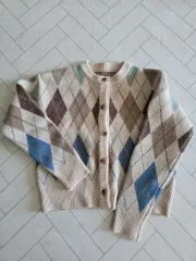 アーガイルカーディガン