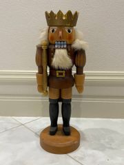 くるみ割り人形 王様穴あき細工の王冠 Olaf Kolbe工房 ドイツ製 - メルカリ