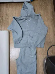 ナイキ NRG ソロ スウッシュ グレー フーディパンツ セットアップ