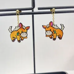 レジンピアス「馬　ｐ28」