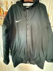 ナイキ ブラック ウィンドブレーカー ジャケット サイズ95