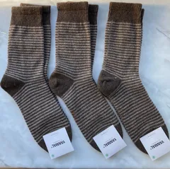 100％ウールソックス 25-27cm 3足セット 天然 抗菌・消臭・防臭 YANMAL モンゴル産  暖かい 冬用 防寒 靴下 レディース メンズ 保温 厚手 ふわふわ ルームソックス 耐寒 −30℃ 冷え対策 日常用 寒がりなご年配の方へ プレゼント