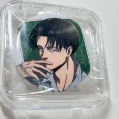 進撃の巨人 進撃の リヴァイ リラックス 缶バッジ