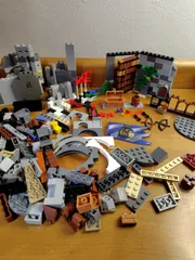 昔のレゴ　ナイトキングダムの旗＆お城のパーツ