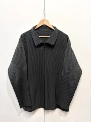 2026年最新】ISSEY MIYAKE テーラードジャケットの人気アイテム - メルカリ