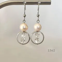 高級淡水パール・天然色ほんのりピーチ＆クリスタル＆リング　ピアス　・・✽・・　〈真珠　サージカルステンレス　フック　ウェディング　結婚式〉