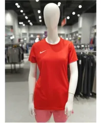 (新品)ナイキ Tシャツ