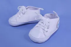 ★国内在庫・即日出荷★【サイズ11cm/12cm】ソフト底ベビースニーカー K05-白　ホワイト ベビーシューズ　ファーストシューズ　小さい足の子　低出生体重児　未熟児