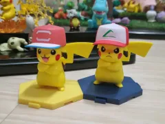 帽子をかぶったピカチュウ フィギュア