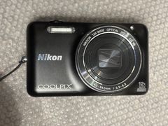 Nikon COOLPIX ブラック 12倍光学ズーム - メルカリ