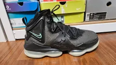 2026年最新】ナイキ レブロン19の人気アイテム - メルカリ