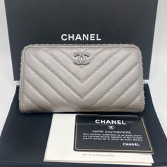 美品✨ シャネル Vステッチ スモールジップウォレット スタッズ 長財布 ⭐️美品⭐️ シャネル Vステッチ スモールジップウォレット スタッズ