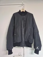 ナイキ ジョーダン リバーシブル アウター 出品