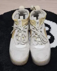 ナイキ エアフォース 1 ハイ ウィンター GORE-TEX 白 FANTOM