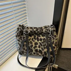 レオパード柄 フェイクファー 2WAYショルダーバッグ 大人カジュアル 高見え アクセント ヒョウ柄 軽量 ベージュ