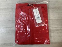 Item thumbnail for item 52853331-3bdb-4684-8b76-1c35e0a25b9a