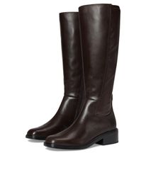 Item thumbnail for item cf95d817-001f-41a4-8e4b-1836188a2f9b