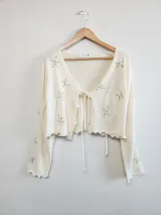 レディース F) フラワー 刺繍 クロップド カーディガン