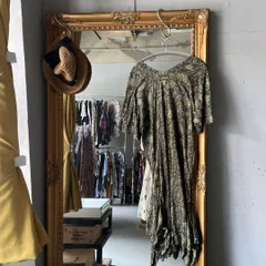 -@ ズッカ zucca ワンピース シャツ ロング 半袖 総柄 お呼ばれ　デート　オフィスカジュアル　食事会　Mサイズ 38 9号