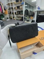 A級コンディション Louis Vuitton アンブラント ジッピーウォレット 長財布